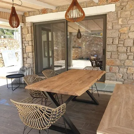 Lavender Tatil Evi Áyios Nikítas