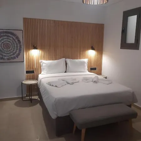 別荘 Lavender Áyios Nikítas